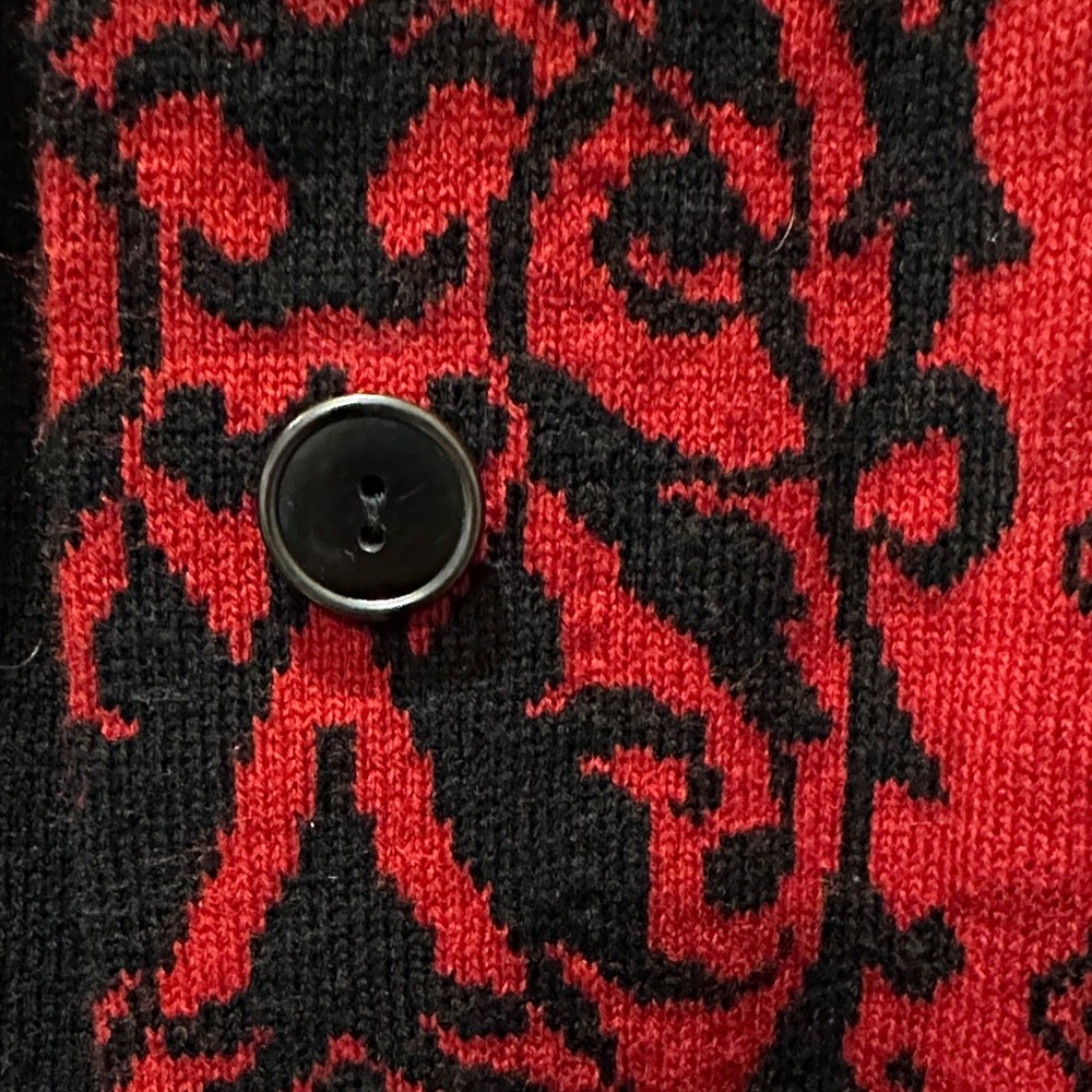 Susan Graver’s Elegant Red and Black Women's Sweater Topper. - Picture 4 of 4